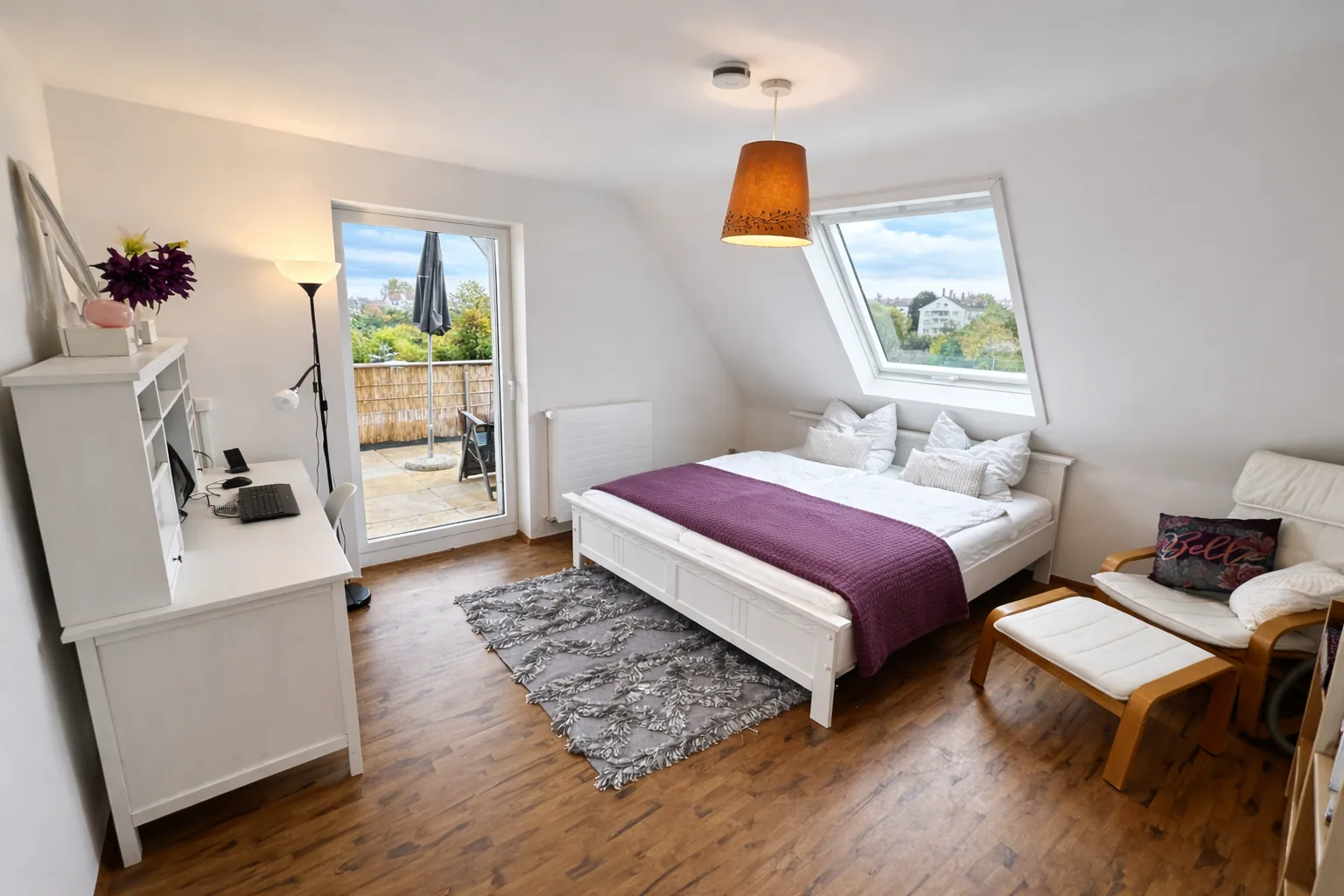 Moderne 3-Zi Wohnung mit Dachterrasse & WLAN Bild 2