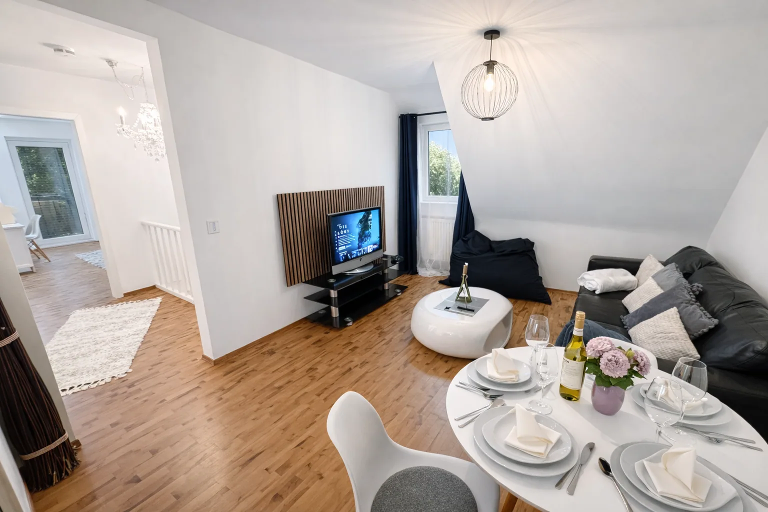 Moderne 3-Zi Wohnung mit Dachterrasse & WLAN Bild 5