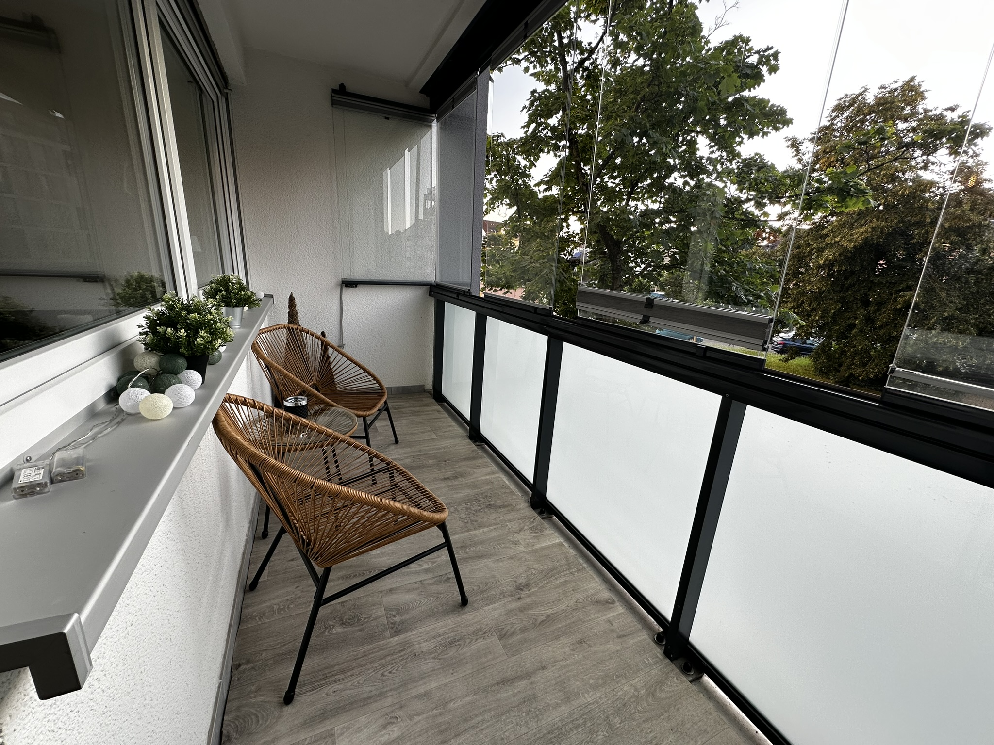 75qm 3-Zi City-Apt Karlsruhe | Parkplatz & Netflix Bild 12